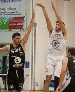 Serie B. Cecina sbanca il parquet di Ozzano, 75 a 77
