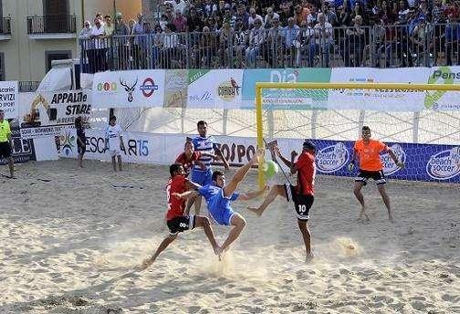 Beach soccer. Livorno in spolvero in Coppa Italia