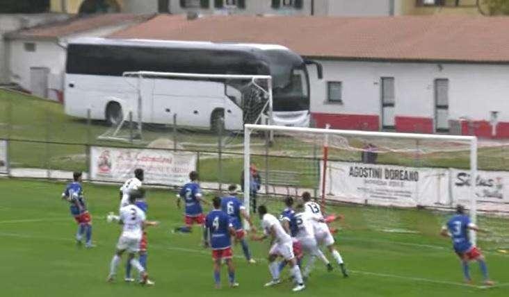 Un gol della Pianese