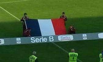 Livorno-Vicenza, la Marsigliese in omaggio alle vittime di Parigi