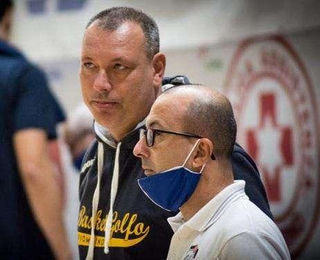 Serie B. Piombino conferma la fiducia a coach Fabbri
