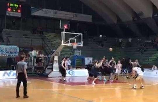 Playoff, finale. La Pielle doma la Virtus e porta il match a gara cinque, 70 a 56