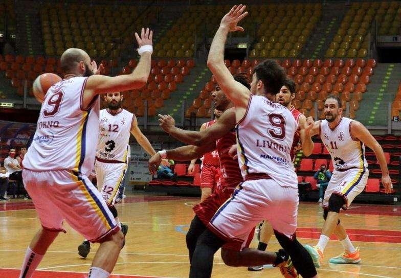 Serie B. La Libertas 1947 nel recupero espugna Ozzano, 82 a 87