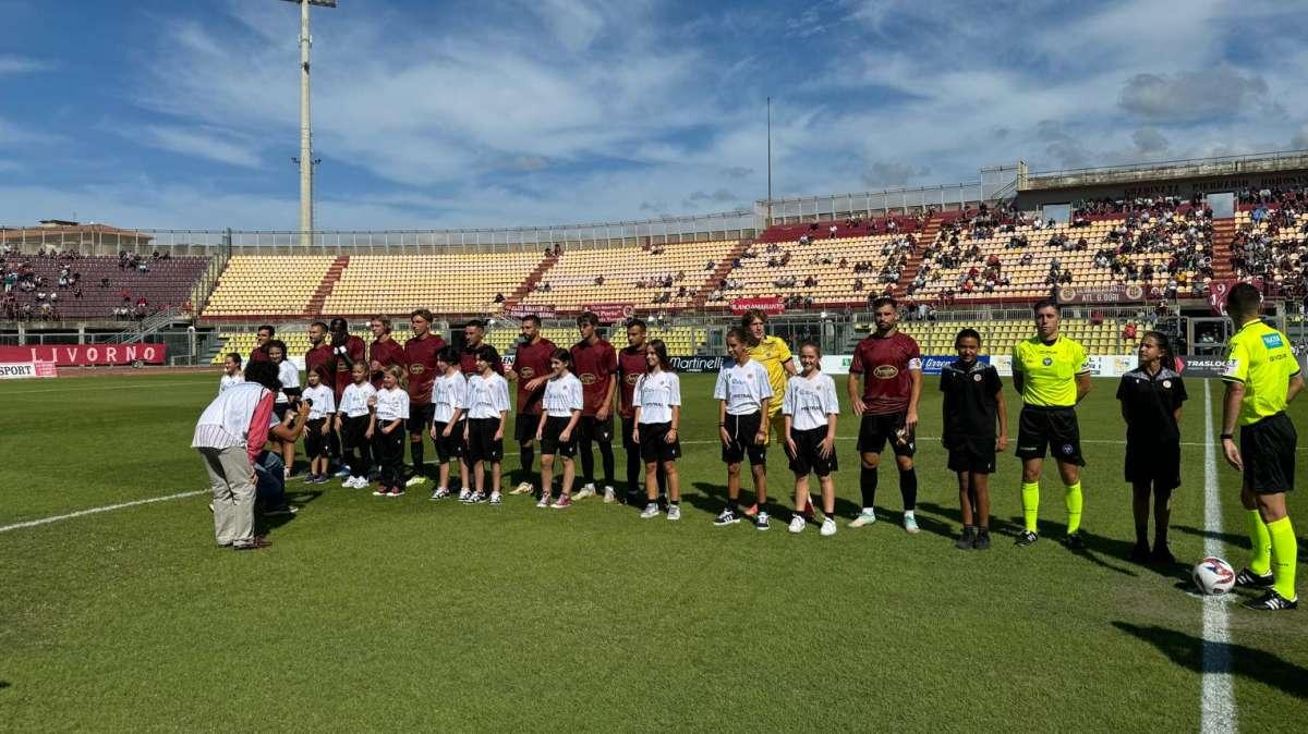 Livorno a centrocampo