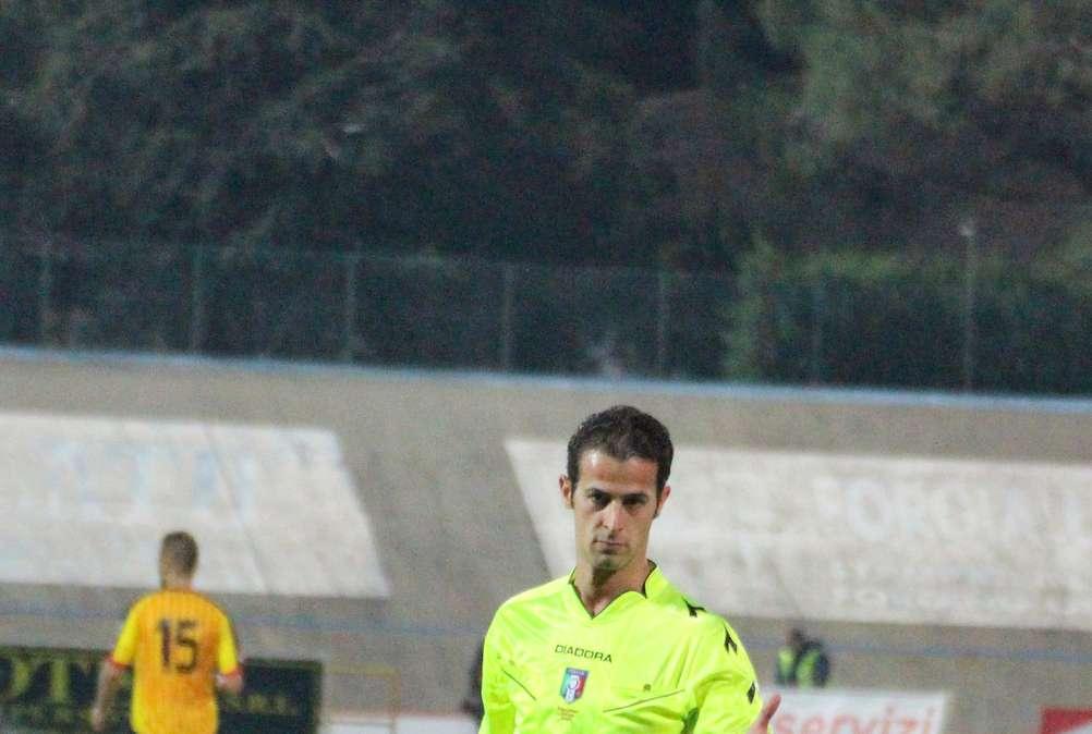 Vincenzo Fiorini è l'arbitro di Livorno-Arzachena
