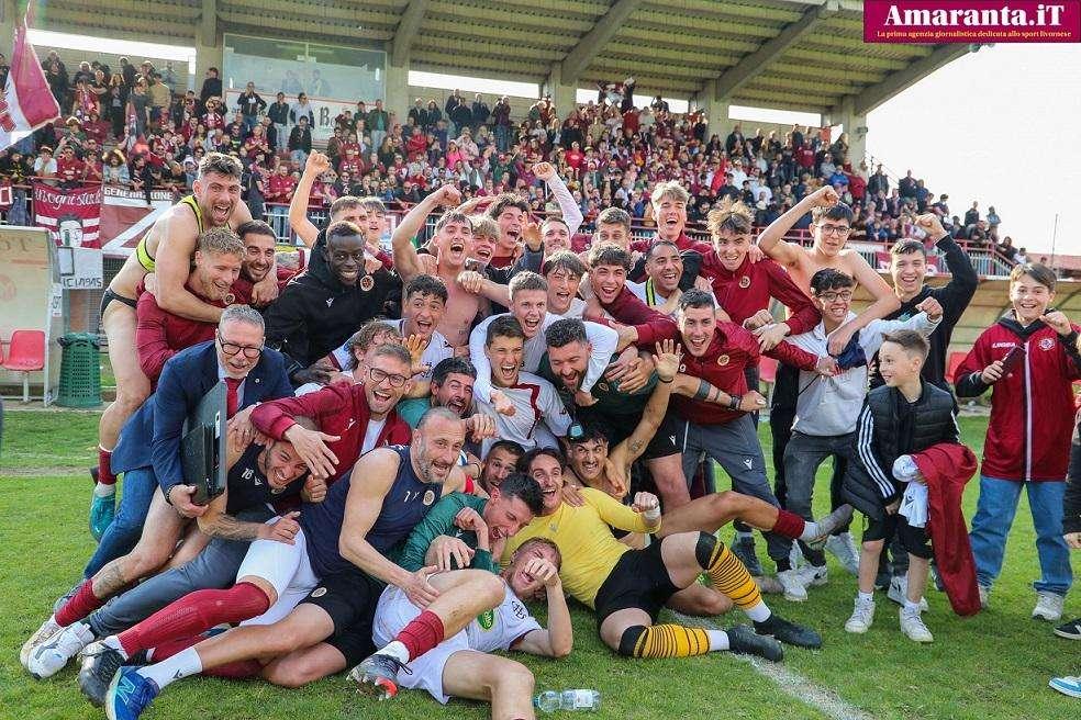 Il Livorno festeggia la D