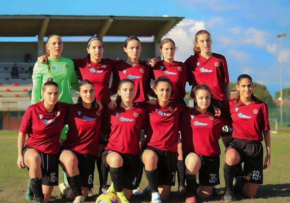 Le ragazze amaranto