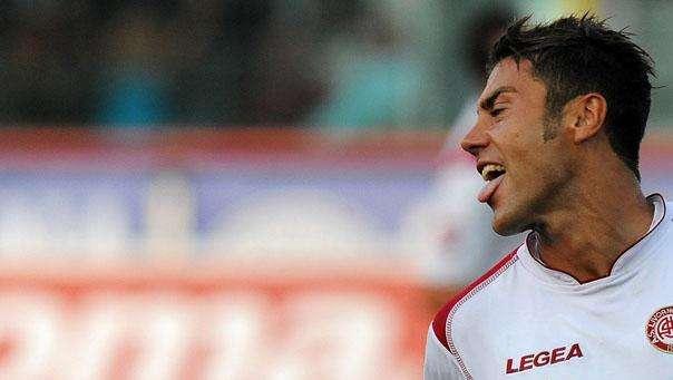 Tavano: "Onorato dal Torino ma devo parlare con il Livorno"