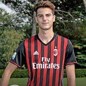 Vicino l'arrivo del bulgaro Zhikov 