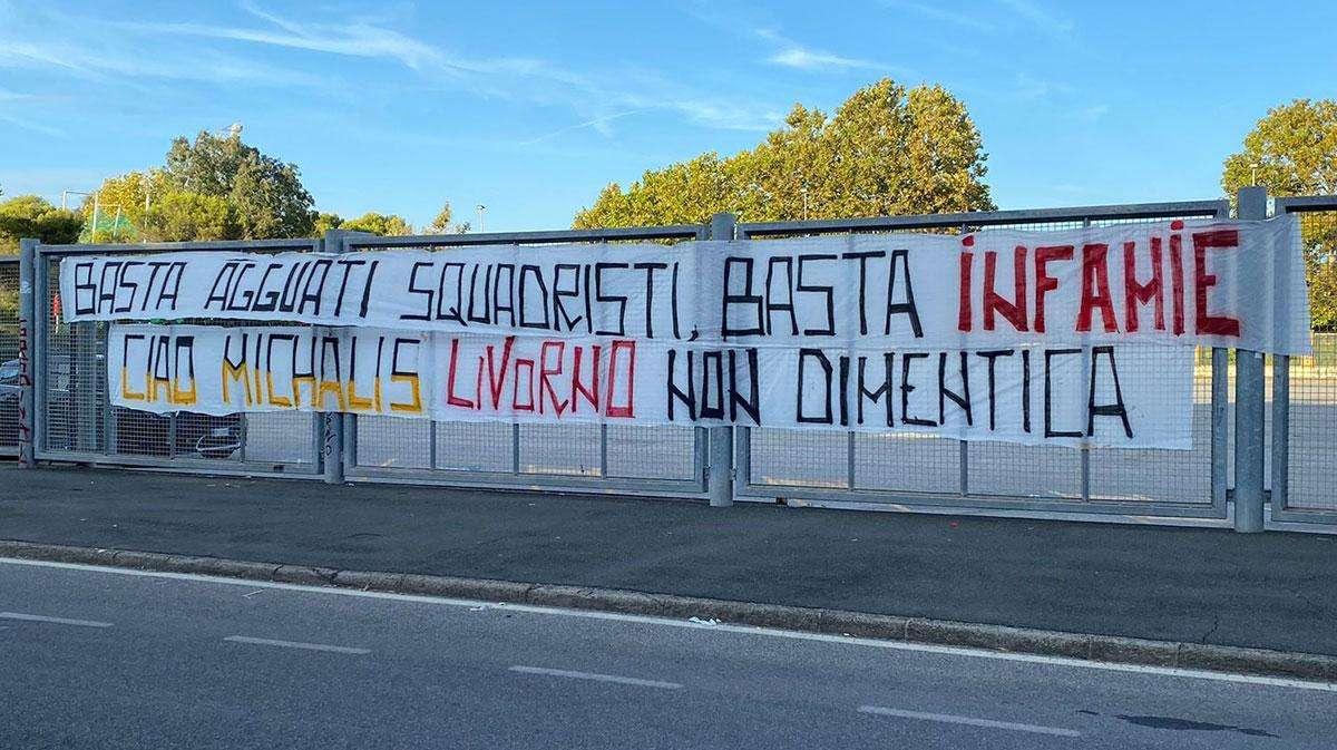  Tifoso Aek ucciso, striscioni e solidarietà della Curva Nord