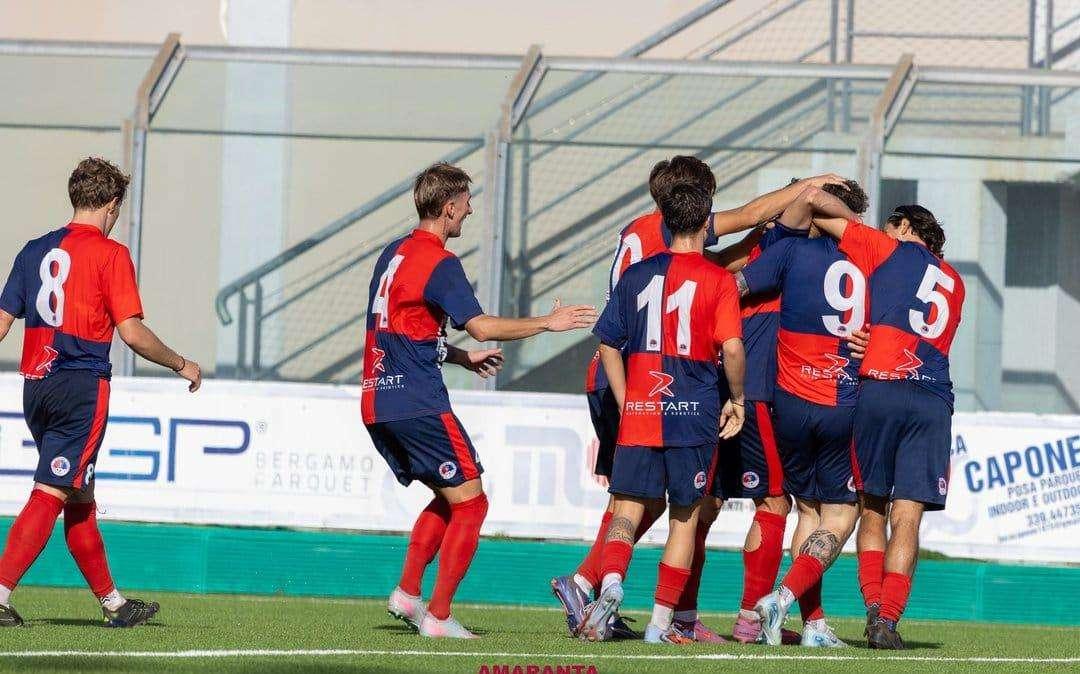 Eccellenza. Il Cecina si fa raggiungere dal Perignano in dieci, 1 a 1