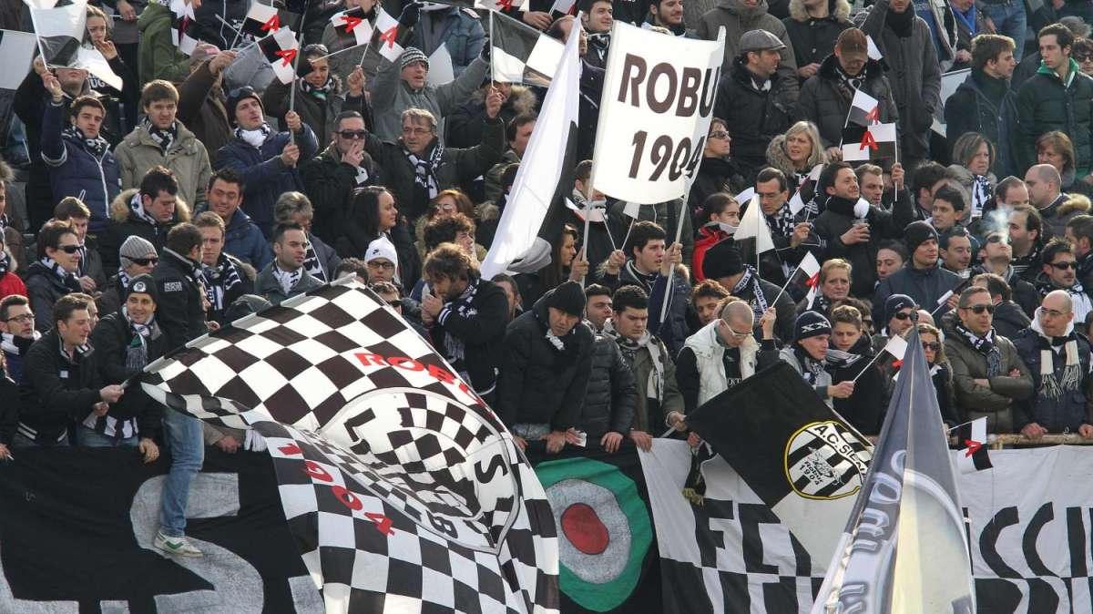 Conosciamo la Robur Siena, prossimo avversario degli amaranto