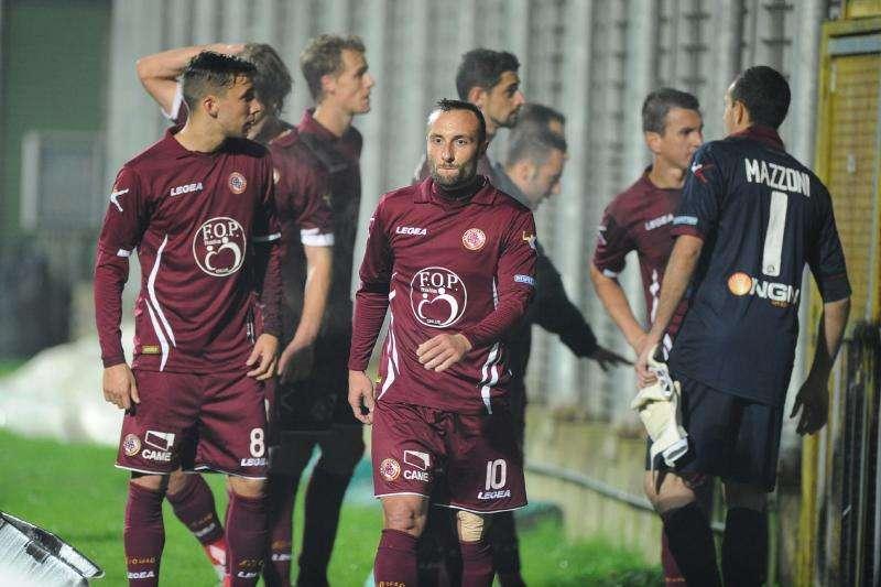 Finisce amaramente la stagione del Livorno, 3 a 0 contro il Pescara