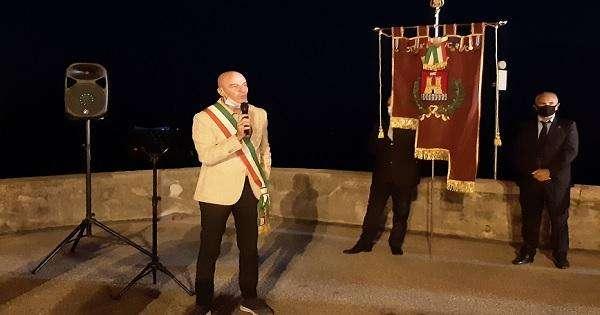 Il sindaco Salvetti ai cinque soci: "Dimettetevi per il bene del Livorno"