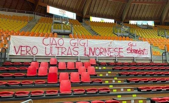 Anche gli Sbandati ricordano Guccini, detto Coda, ultras livornese