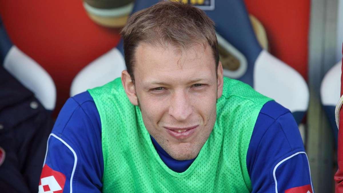 De Lucia, sfuma il passaggio al Bologna che ufficializza Agliardi