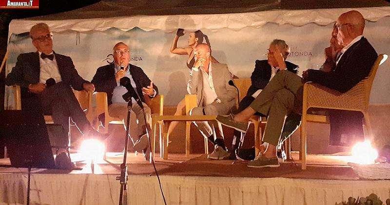 Un momento del dibattito