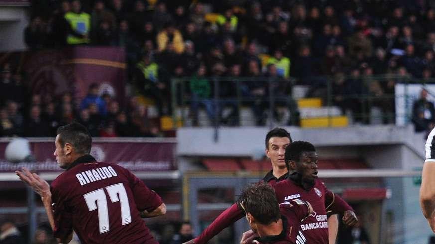 Il Livorno nella ripresa cede il passo alla Juventus, 0 a 2