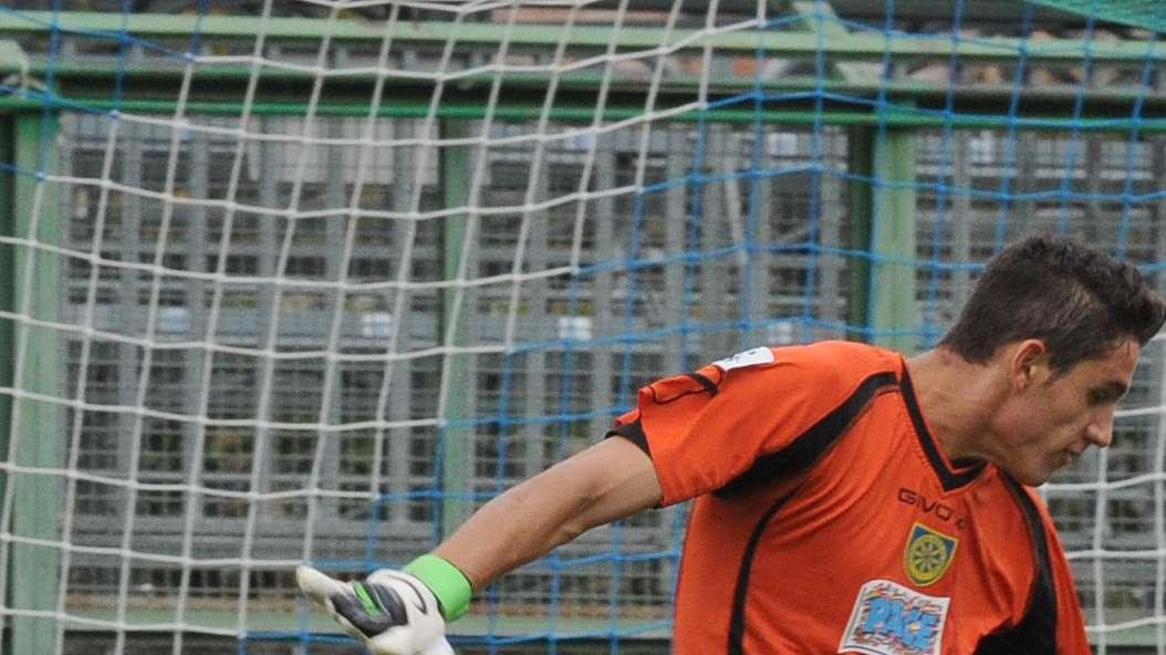Amaranto sul giovane portiere Piscitelli