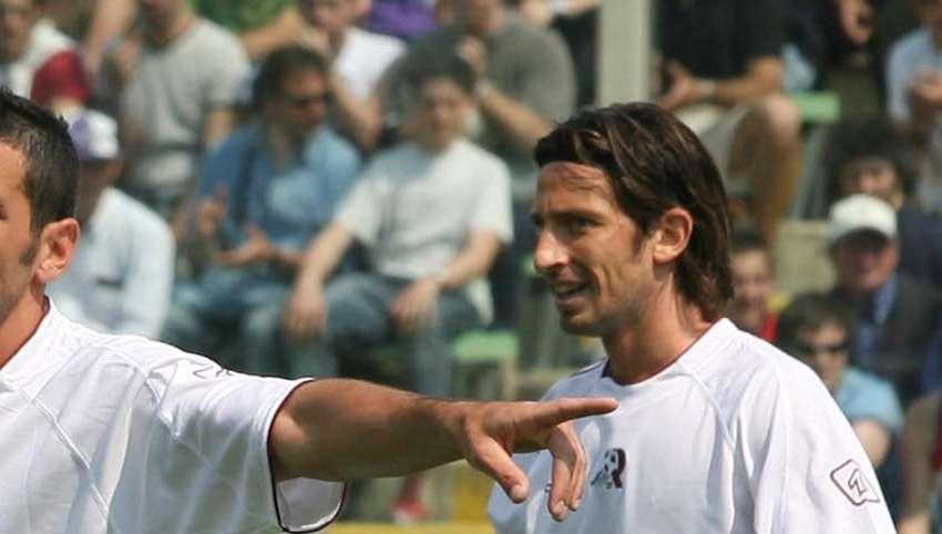 Knezevic e Pulzetti al Bari, Carobbio e Sforzini al Livorno?
