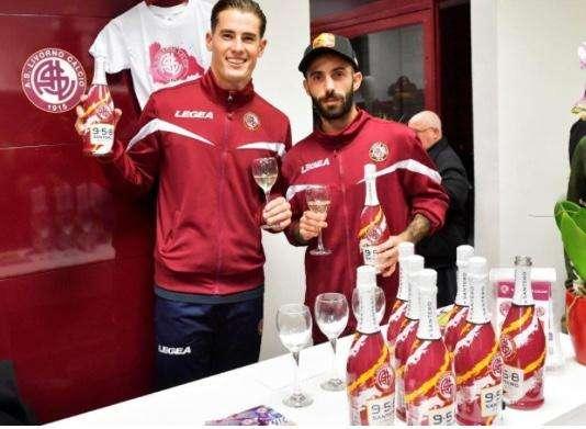 Livorno, Marras e Braken incontrano i tifosi allo store 