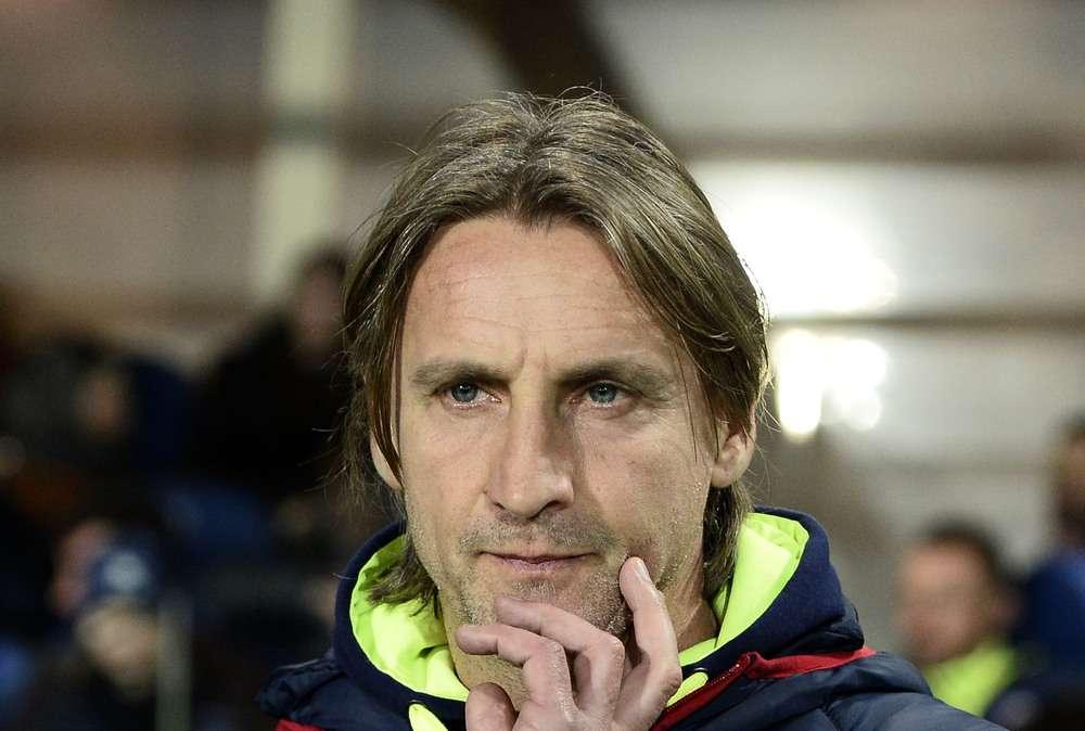 L'ex mister amaranto Nicola salutato dai tifosi all'hotel Palazzo