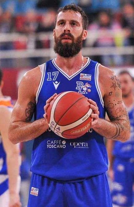 LNB. Pielle convincente, difesa e sostanza,  77 a 63 contro Salerno 