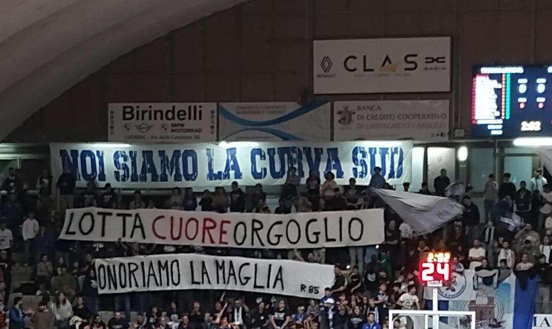 Curva sud Pielle