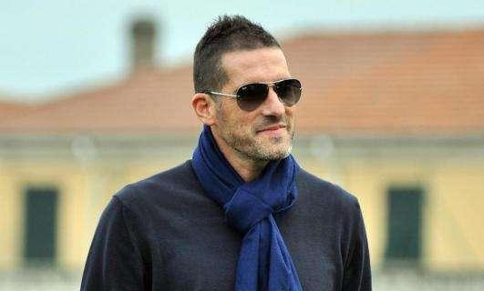 Cristiano Lucarelli sulla panchina del Viareggio