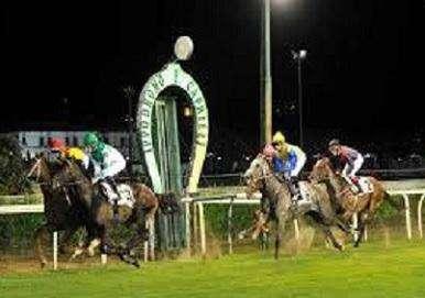 Ippica. Chiude l'ippodromo Caprilli