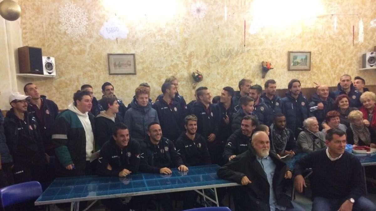 Serata al centro anziani della Leccia per il Livorno 