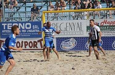 Beach soccer. Il punto sul secondo turno della tappa di Viareggio