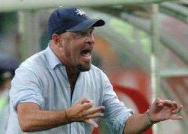Cosmi: "Le assenze di Quagliarella e Lavezzi ci favoriscono"