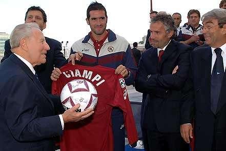 Livorno-Lucchese, un minuto di silenzio per il presidente Ciampi