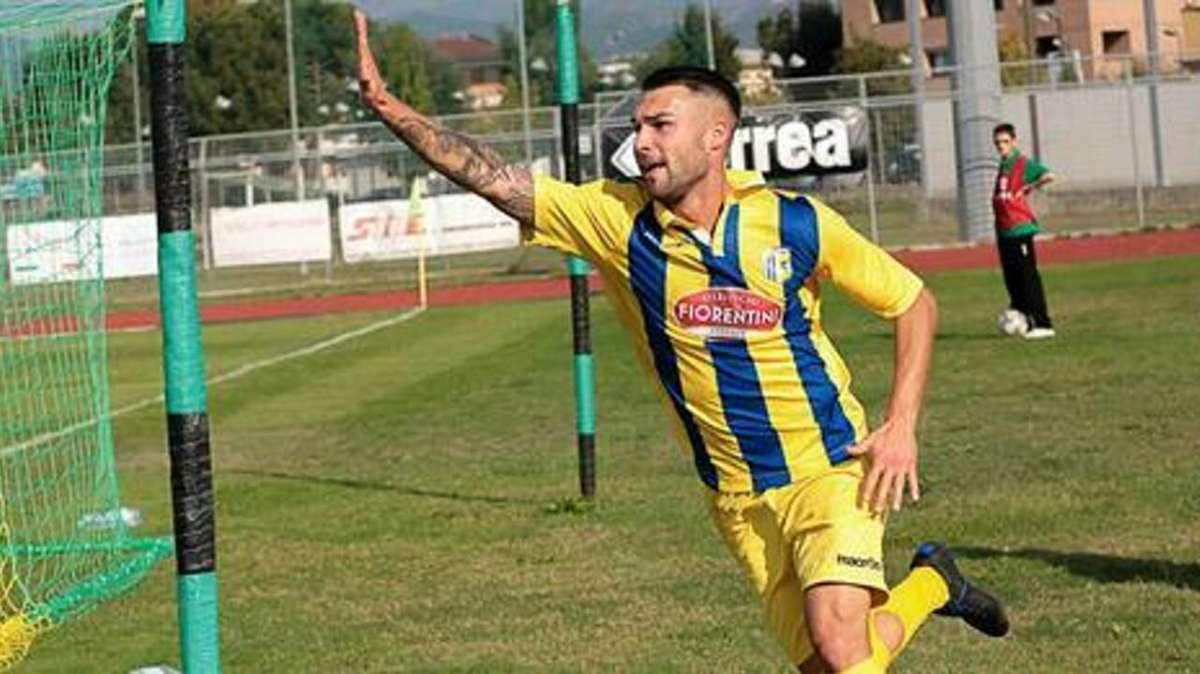 Russo, 11 gol in 7 partite