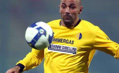 "Sasà" Bruno si allontana