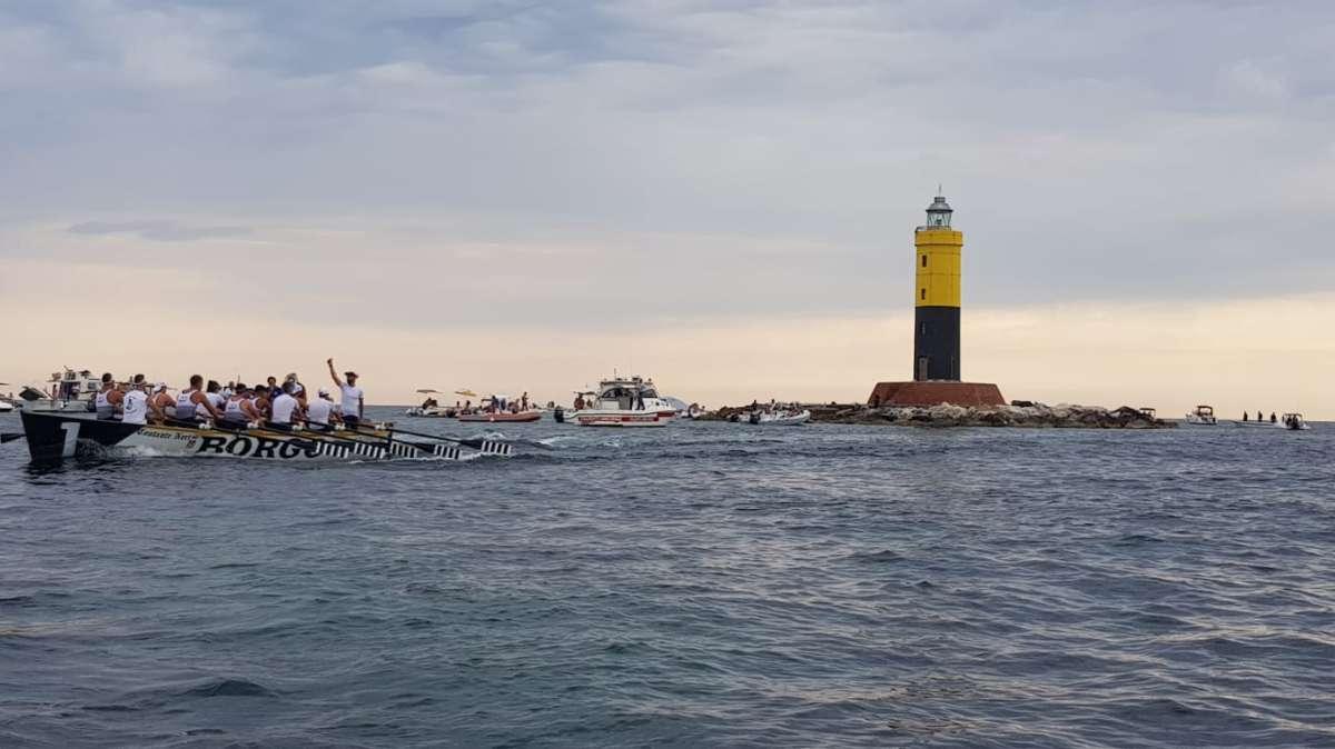Gare remiere. Il 10 luglio il Palio marinaro nelle acque della Terrazza