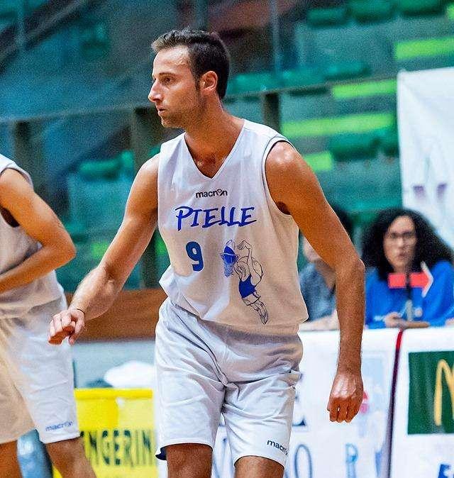 C Gold. Una  Pielle forte in difesa batte Arezzo con pieno merito, 75 a 65