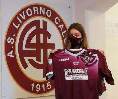 Presentata la maglia speciale, dopo la Juve Under 23 andrà all'asta