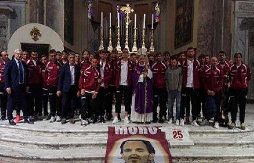 Messa in Duomo, il Livorno ha ricordato Morosini