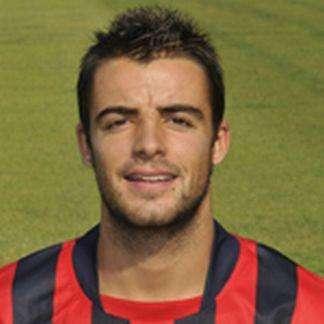 Il Livorno segue Legati del Crotone ma la trattativa è in salita