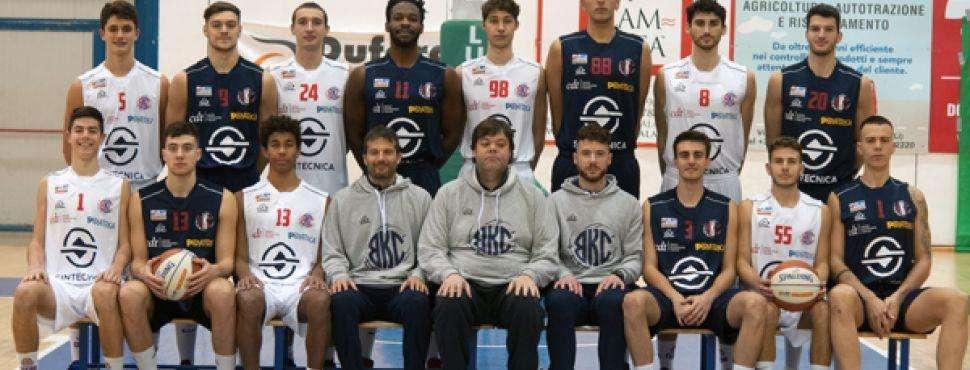 Serie B. Cecina a fil di sirena batte Empoli ed esulta, 72 a 69