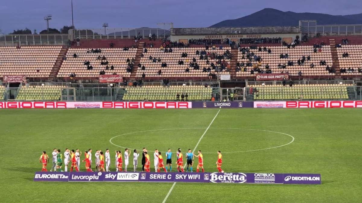 Dionisi e Di Carmine regalano al Livorno un'importante vittoria col Bra, 2 a 1