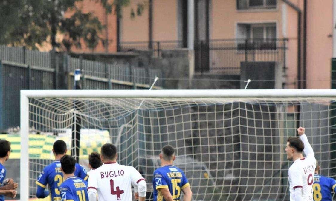 Amaranto, archiviata la sconfitta di Carrara la testa va al Grosseto 