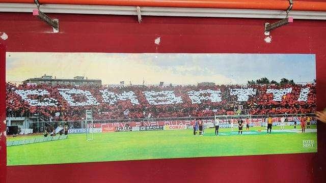 La gigantografia della Curva