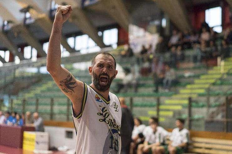 C Gold, playoff. La Libertas supera Agliana in gara uno di semifinale, 70 a 64