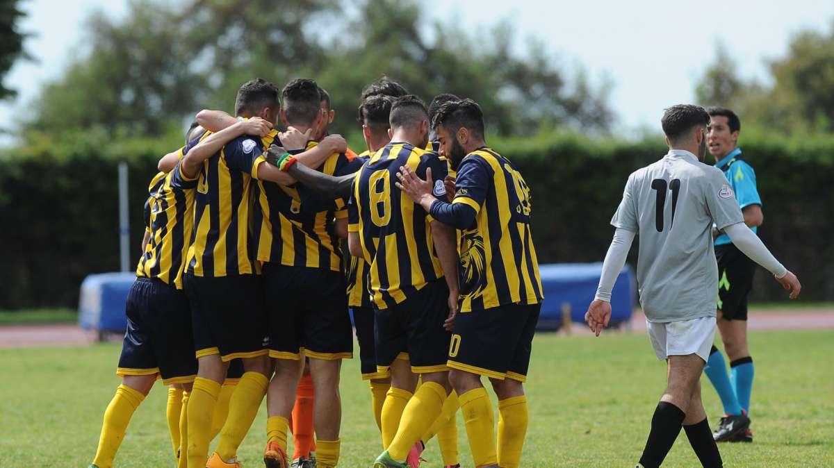 Serie C, il punto. In vetta vince solo la Viterbese, bene Carrarese e Olbia