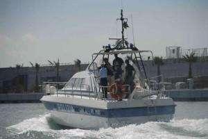 Scuole in barca, visita alla squadra navale della Polizia