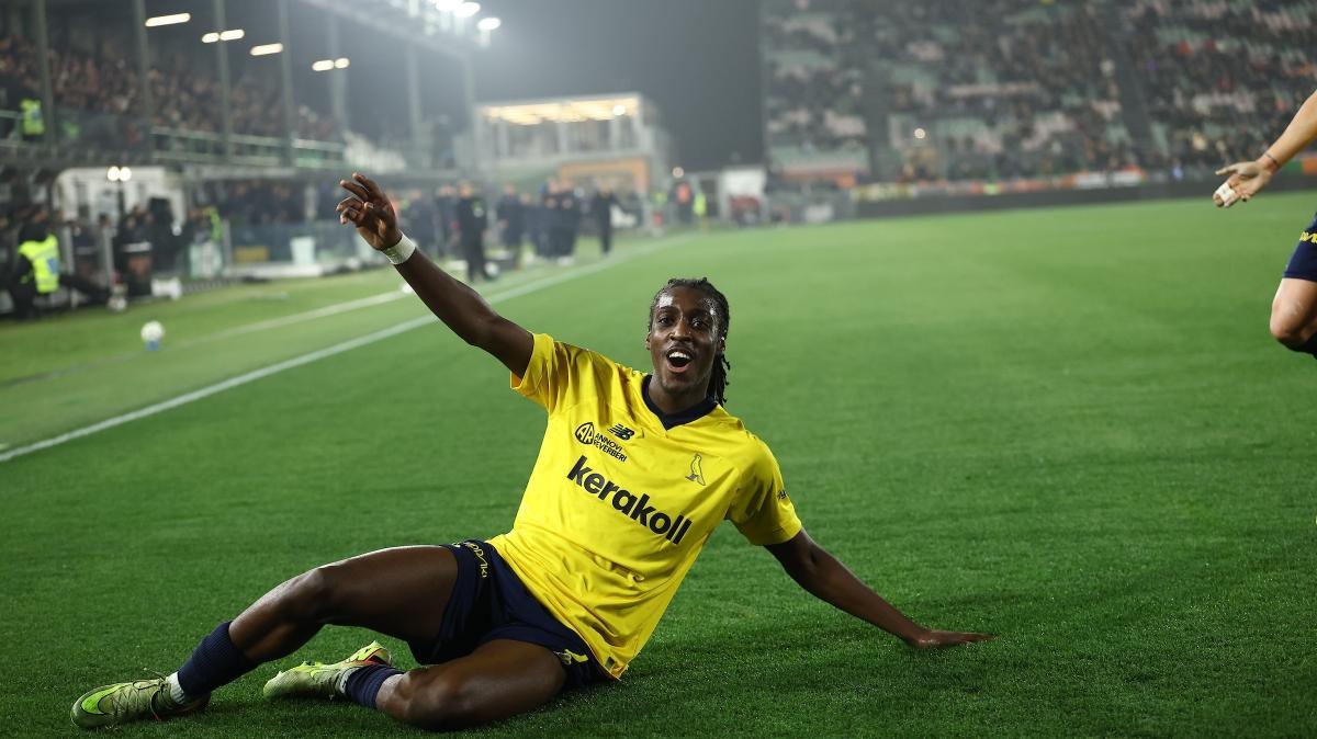 UFFICIALE-Modena, Beyuku al Blackburn Rovers