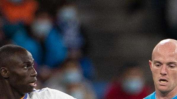 Ataque novedoso en el Rayo sin Raúl de Tomás ante el Real Madrid